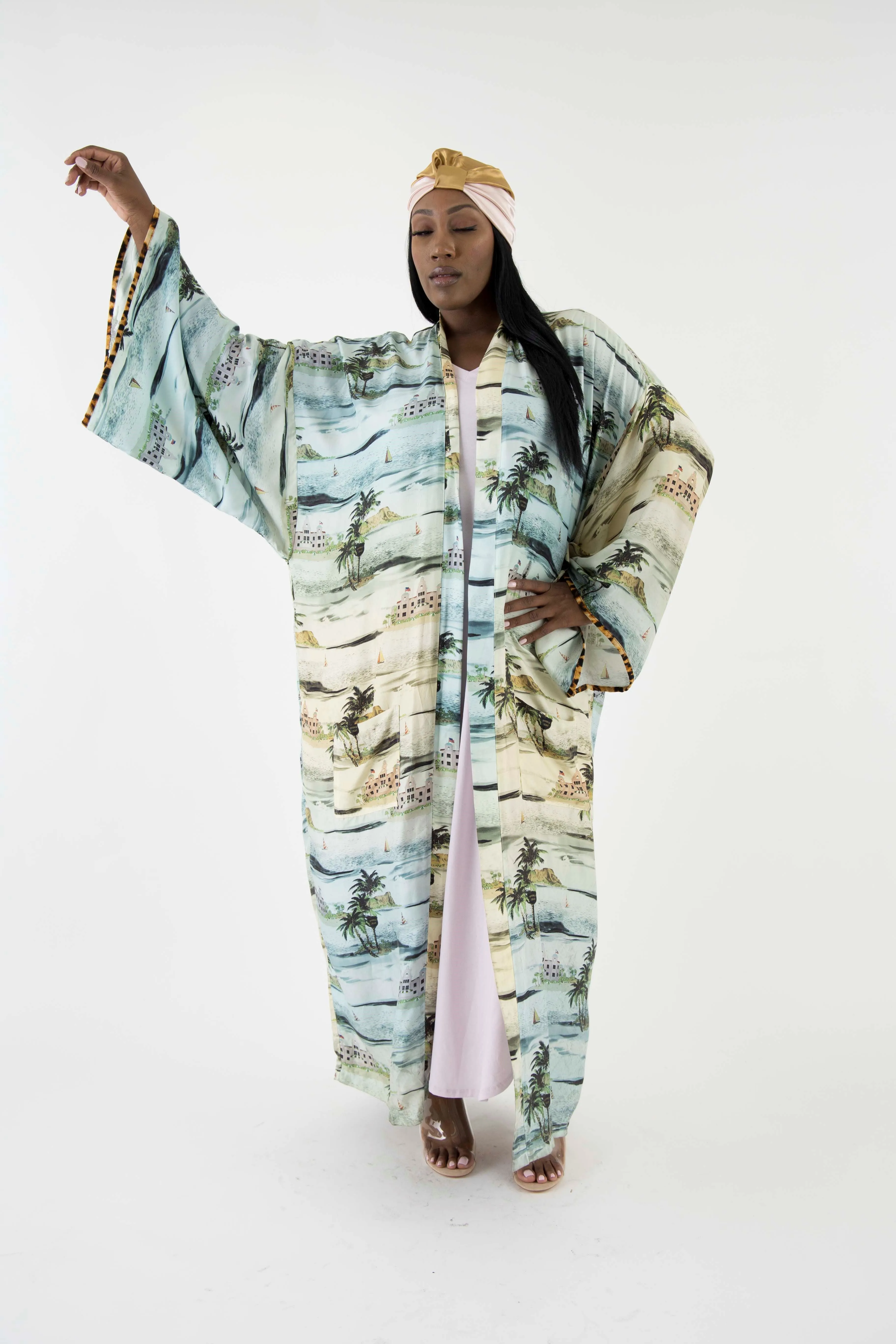 The Beach Scene Silk Twill Kimono in Multi Pastel with Kimono sleeves
