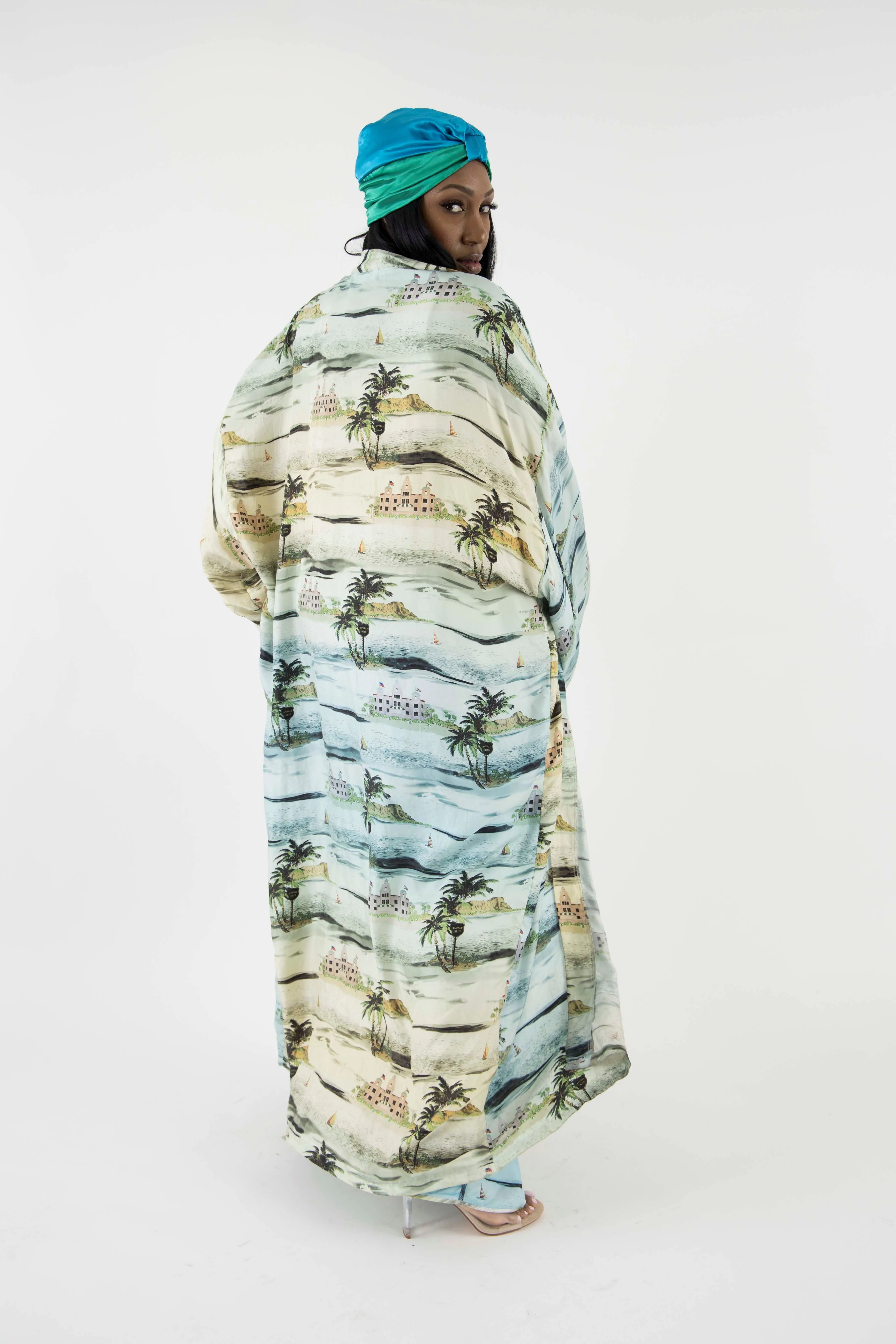 The Beach Scene Silk Twill Kimono in Multi Pastel with Kimono sleeves