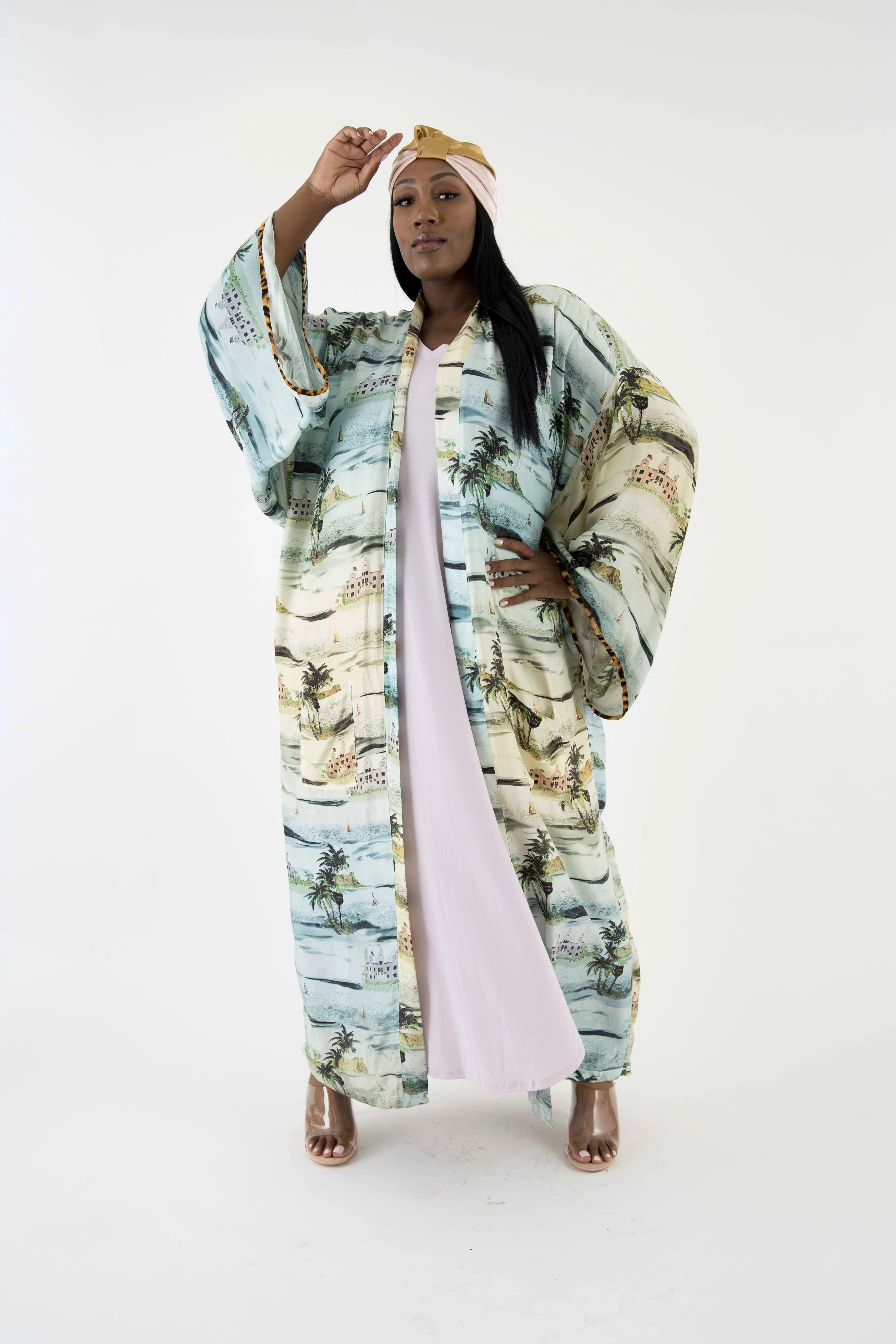 The Beach Scene Silk Twill Kimono in Multi Pastel with Kimono sleeves